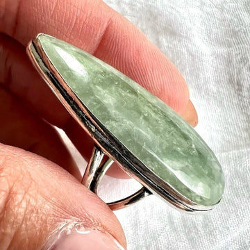 925 Massive Elegant Teardrop Aquamarine Ring 5.75