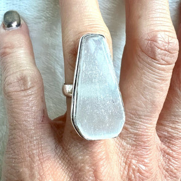 925 RAW Selenite Crystal Charge Coffin Ring 5.5