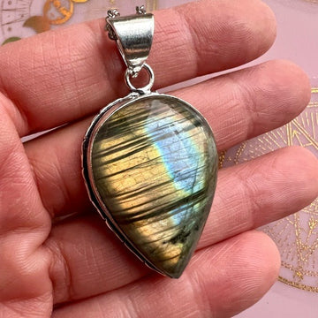 925 Flash Labradorite Teardrop Pendant Necklace