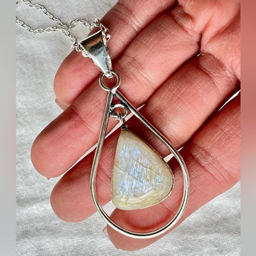 925 Rare Blue Flash Peach Moonstone Necklace Pendant