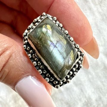 925 Silvery Flash Labradorite Geometric Ring 7.5