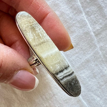 925 Blonde African Zebra Calcite Ring 8.25