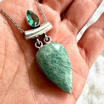 925 Peaceful AMAZONITE + Topaz Tightrope Pendant Necklace