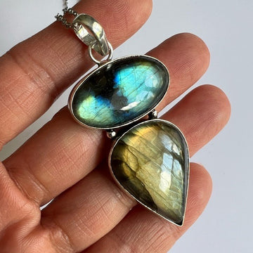 925 Stunning! Blue + Gold Flash Labradorite Pendant Necklace