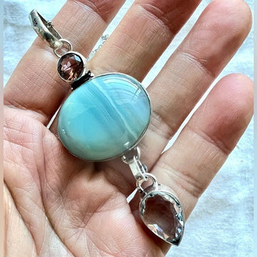 925 Feminine Beautiful! Blue Agate + Topaz Necklace Pendant