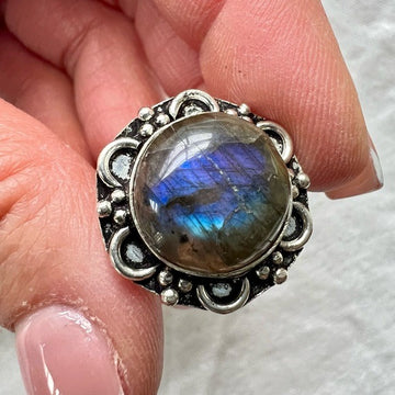 925 Dark Flash Labradorite Flower Ring 9