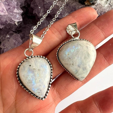 925 Rainbow Flash Moonstone Teardrop Elegant Pendant Necklace