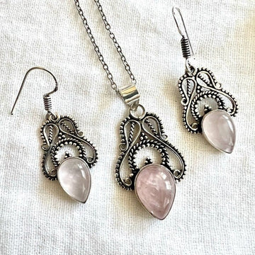 925 Beautiful! Rose Quartz Earrings + Necklace SET!
