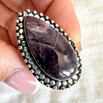 925 Crown Chakra Subtle Chevron Amethyst Ring 6.5