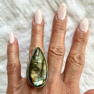925 Massive! Lightning Flash Labradorite Ring 6.75