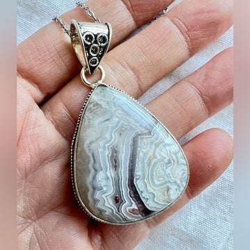 925 Stunning! Crazy Lace Agate Laguna Pendant Necklace