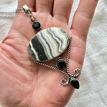 925 Gorgeouse Ornate ZEBRA CALCITE + Onyx Pendant Necklace