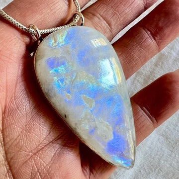 925 INCREDIBLE FLASH! Huge Rainbow Moonstone Pendant Necklace
