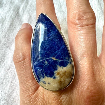 925 Massive! Spiritual Sodalite Teardrop Ring 6.25