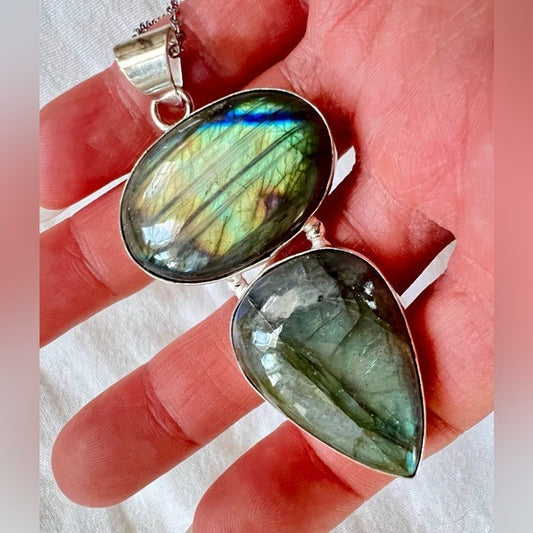 925 Gorgeous Double Flash Labradorite Pendant Necklace