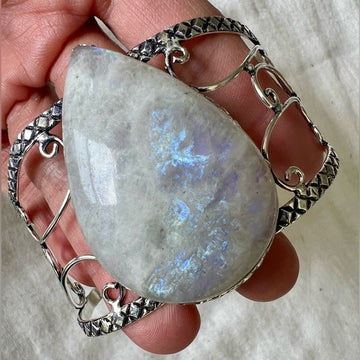 925 HUGE! Subtle Rainbow Flash Moonstone Cuff Bracelet