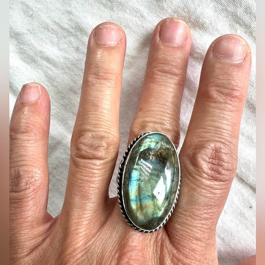 925 Bright Flash Labradorite Ring 7.5