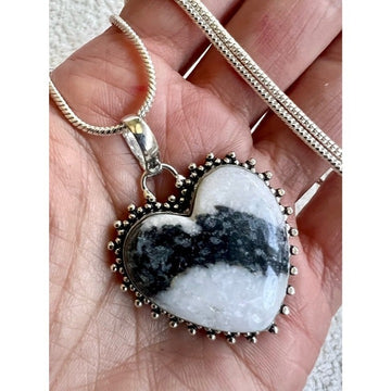 925 Divine Guardian White Buffalo Turquoise Heart ❤️ Pendant Necklace