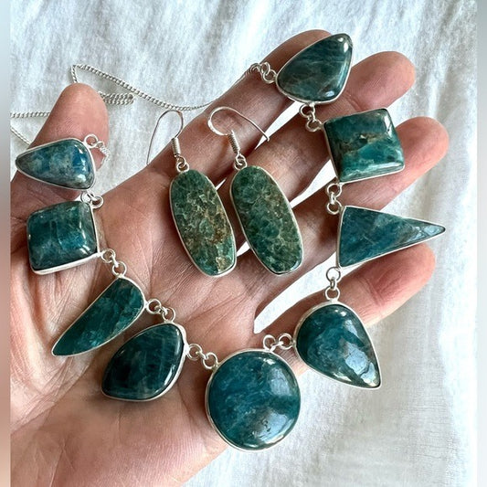 925 Manifest Booster Apatite Necklace + Earrings Set