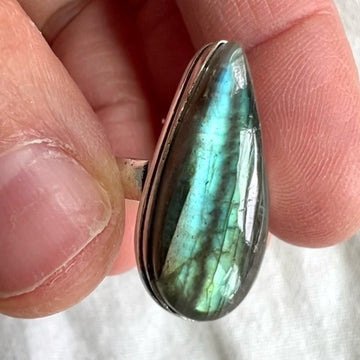 925 Bright Flash Labradorite Teardrop Ring 6