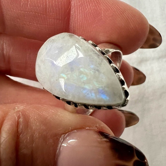 925 Simple Modern Rainbow Flash Morning Teardrop Ring 10