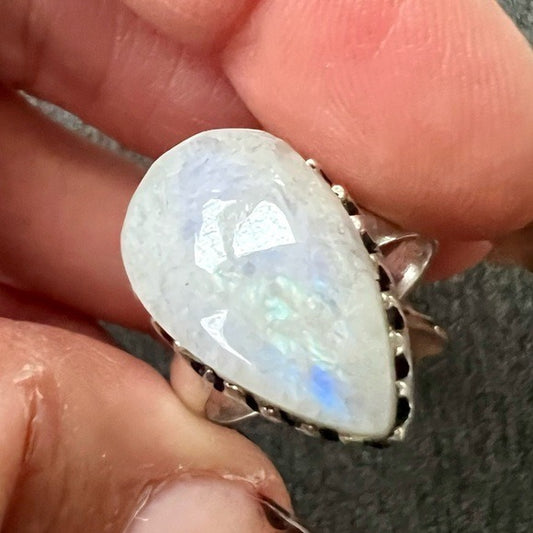 925 Simple Modern Rainbow Flash Morning Teardrop Ring 10