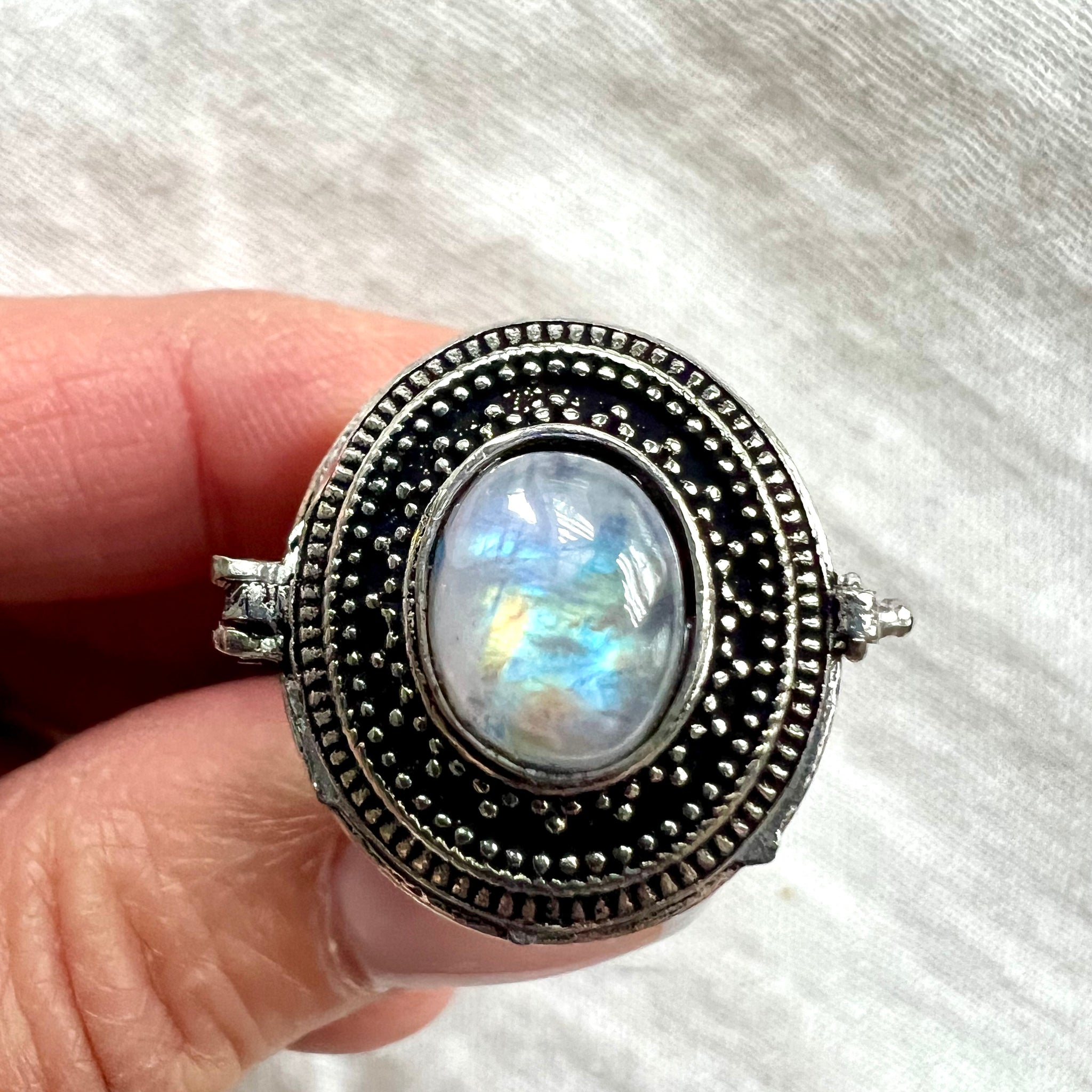 925 Rainbow Flash Moonstone Poison Locket Ring 8