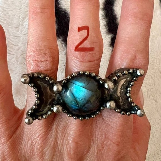 *NEW STOCK!* Witchy Lunar Cycle Labradorite + Pyrite Moon Ring 5 6 7 8 9 10