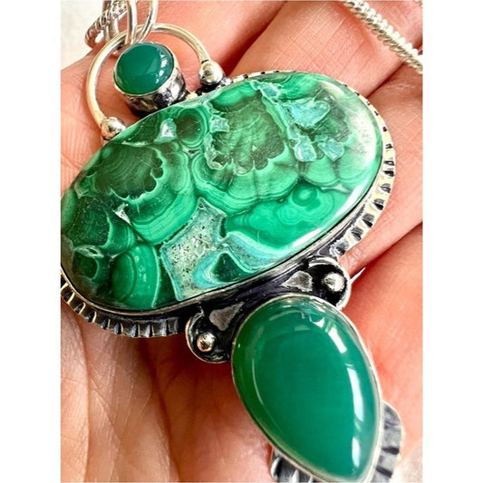 925 OMG OMG Lacey Malachite Ornate Pendant Necklace