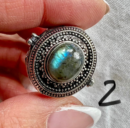 925 Flash Labradorite Poison Locket Ring 8.5