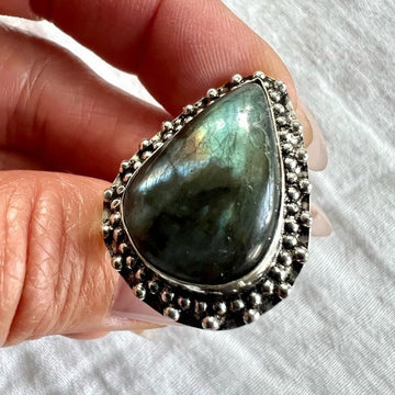 925 Dark Flash Labradorite Ring 8.5