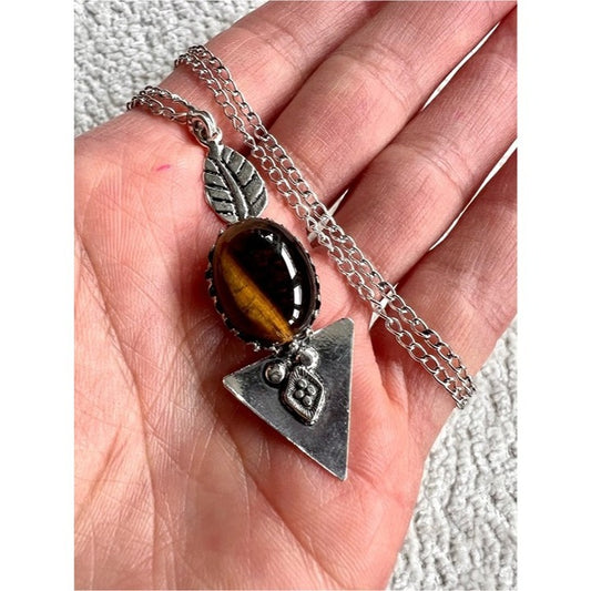 925 Strength Stone Tigers Eye Arrow Pendant Necklace