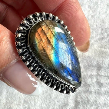 925 Rainbow Flash Labradorite Teardrop Ring 8.75