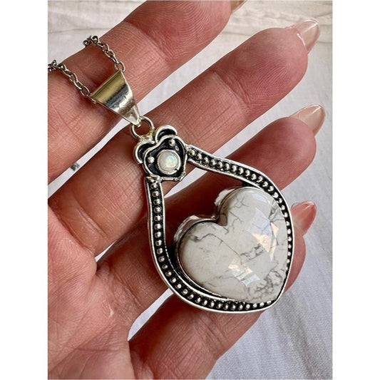 925 White Turquoise HOWLITE + Flash Moonstone Heart Pendant Necklace
