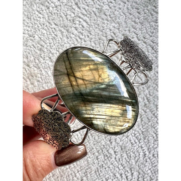 925 Golden Eclipse Flash Labradorite Cuff Bracelet