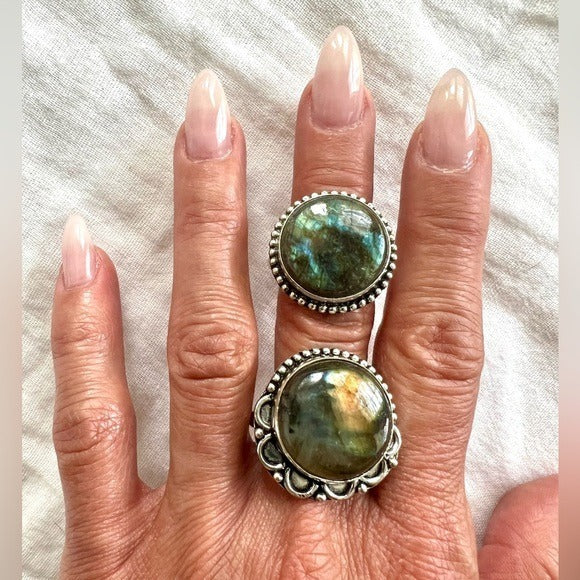 925 Lux Flash Labradorite Round Rings 11
