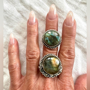 925 Lux Flash Labradorite Round Rings 11