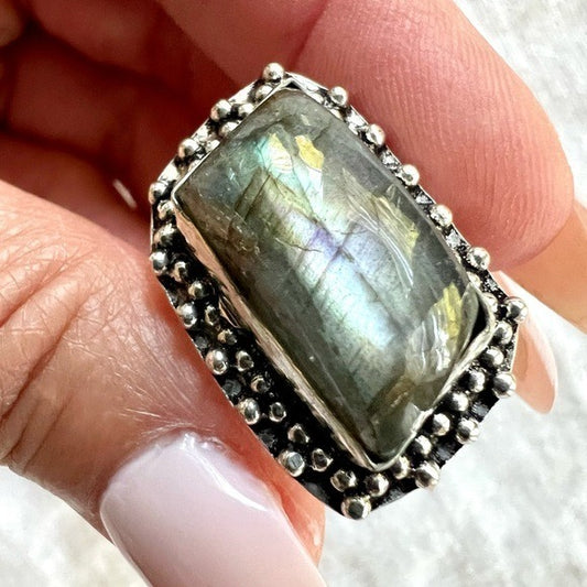 925 Silvery Flash Labradorite Geometric Ring 7.5