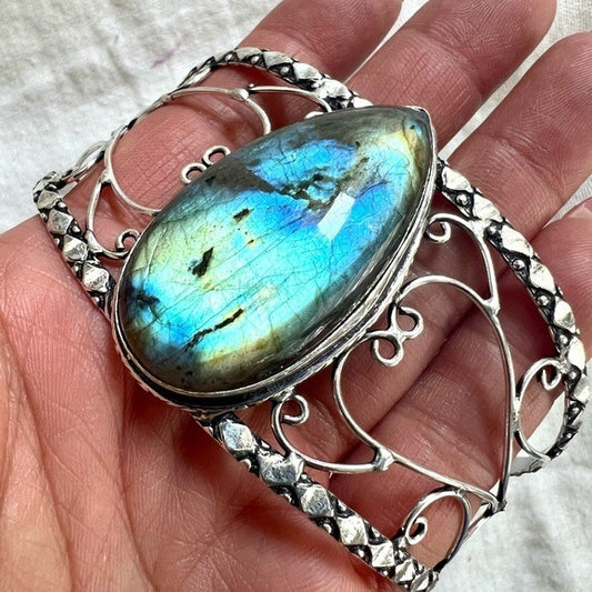925 OMG! Stunning! Rainbow Flash Labradorite Cuff Bracelet