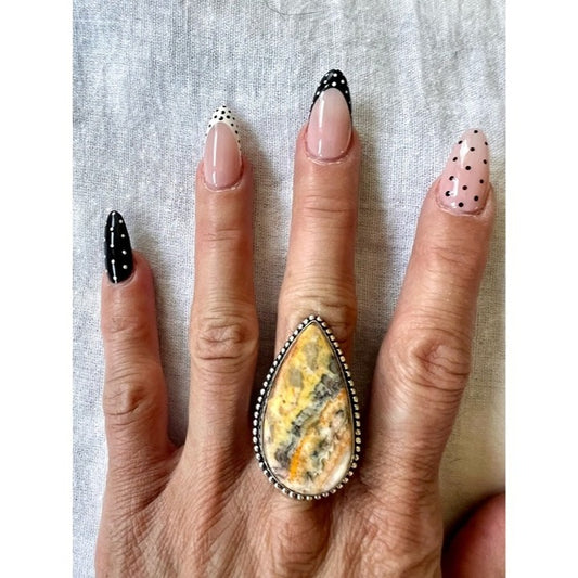925 Playful Bumble Bee Jasper Teardrop Ring 7.5