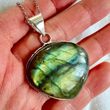 925 Lightning Flash Flash Labradorite Pendant Necklace