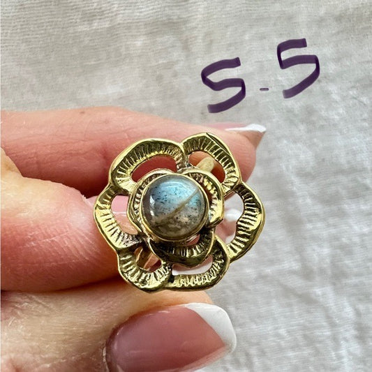 Gold Brass Flower Flash Labradorite Ring 5 1/2, 8