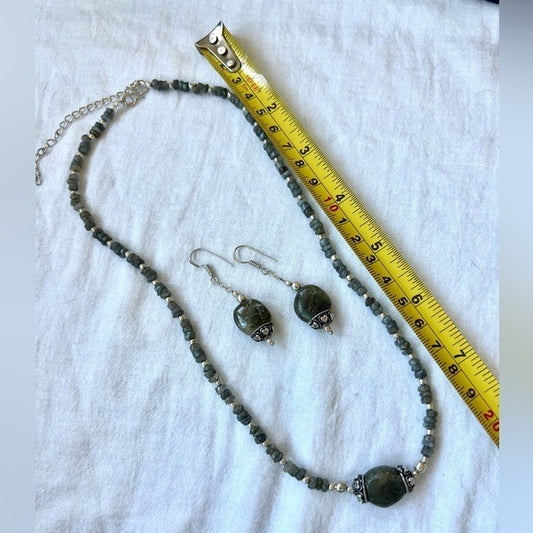 925 Dark Labradorite Necklace + Earring Set