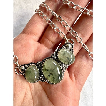 925 ELEGANT Triple Moss Prehnite Pendant Necklace