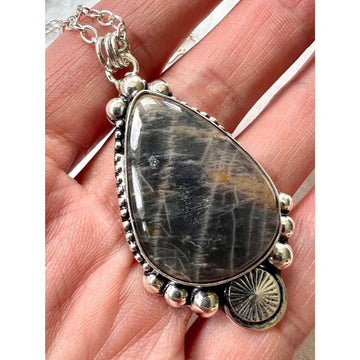 925 WOW OMG! Chocolate Flash Moonstone Stunning Pendant Necklace