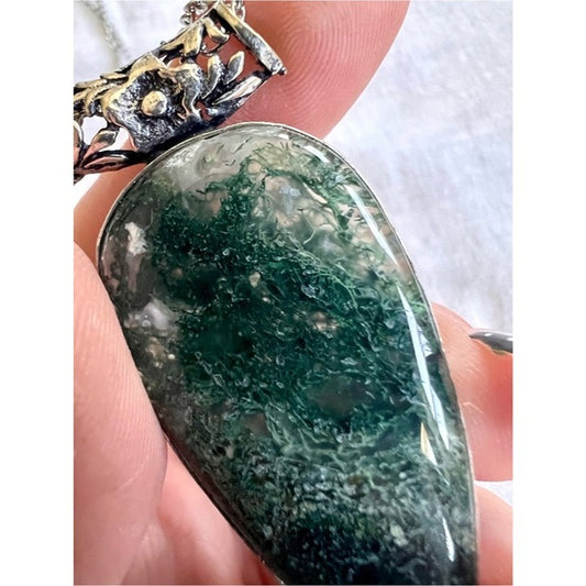 925 HUGE! Earth Stone Moss Agate Pendant Necklace