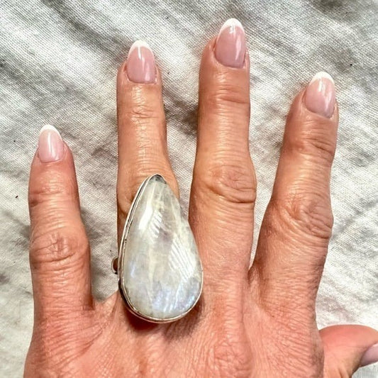 925 Beautiful! Peach Flash Rainbow Moonstone Teardrop Ring 6.5