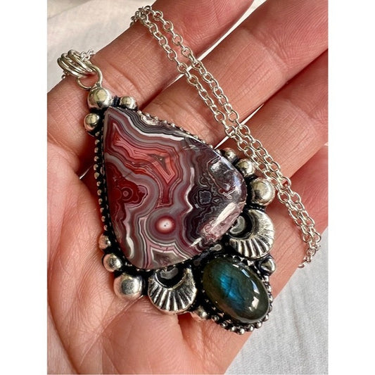 925 WOW WOW! Crazy Lace Agate + Blue Flash Labradorite Pendant Necklace