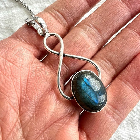 925 Elegant Dainty Blue Flash Labradorite Pendant Necklace