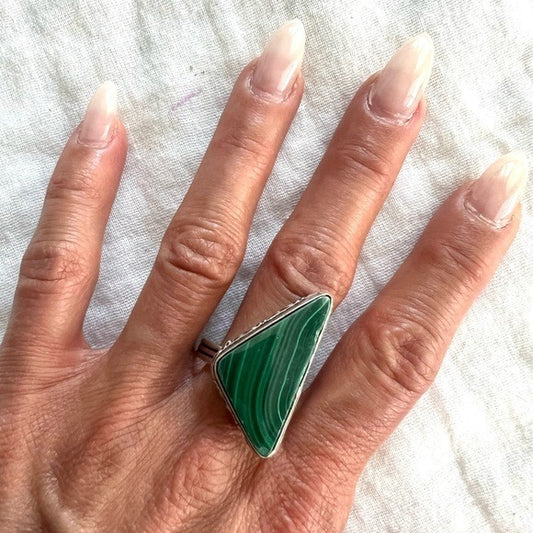 925 Malachite Geometric Ring w/ Stamped Band. 10.75